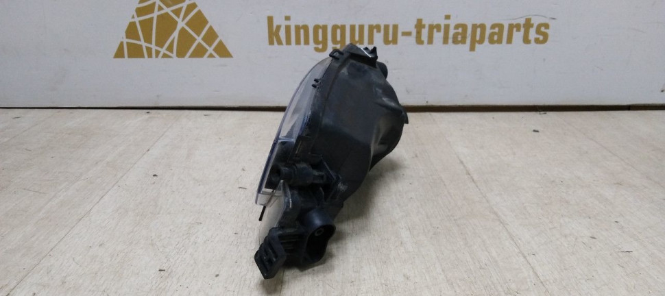 Противотуманная фара правая Volkswagen Transporter T6 15-20 oem 7E0941662B Противотуманная фара правая Volkswagen Transporter T6 15-20 oem 7E0941662B
