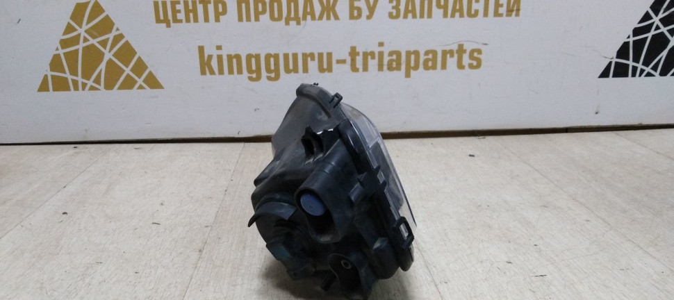Противотуманная фара правая Volkswagen Transporter T6 15-20 oem 7E0941662B Противотуманная фара правая Volkswagen Transporter T6 15-20 oem 7E0941662B