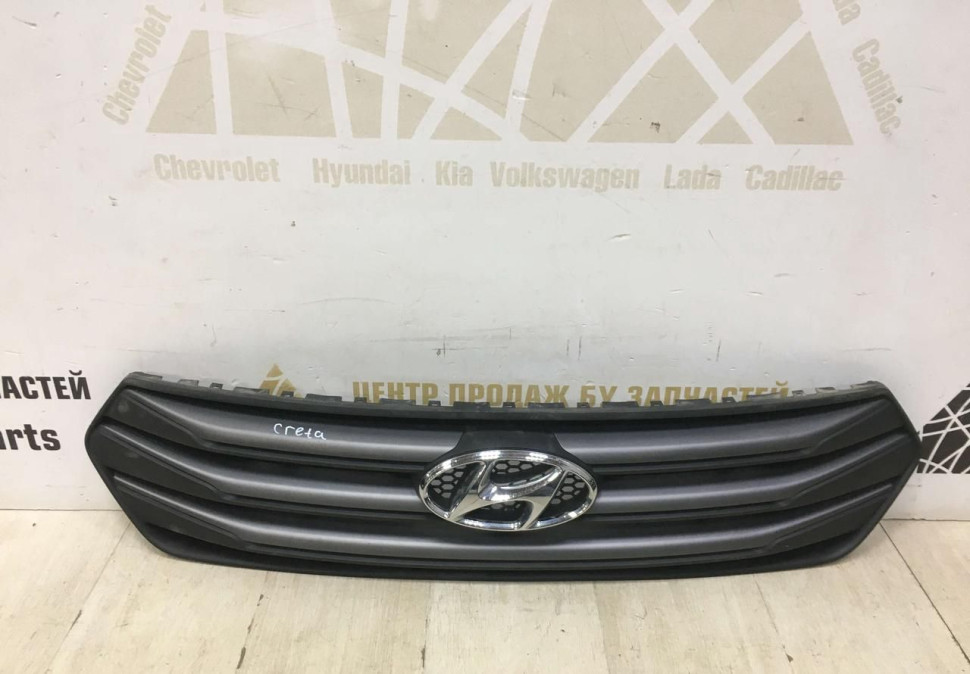 Решетка радиатора Hyundai Creta 2016 oem 86351M0000