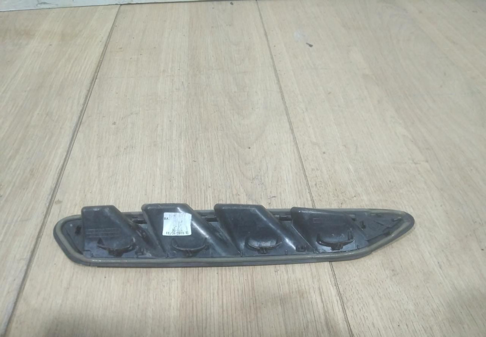 Накладка крыла передняя левая бу BMW X3 G01 OEM 7418607 Накладка крыла передняя левая бу BMW X3 G01 OEM 7418607