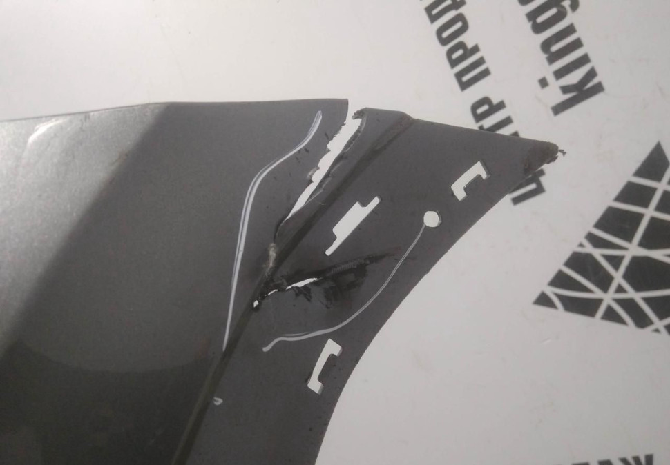 Бампер передний бу Renault Arkana OEM 620106779X