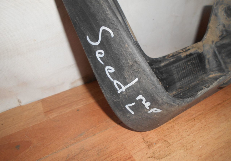 Брызговик пер. лев. kia ceed