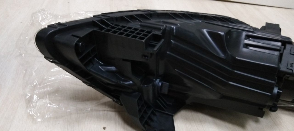 Фара левая Kia Rio 3 рест 15-17 oem 921014X501 (Скл-3)