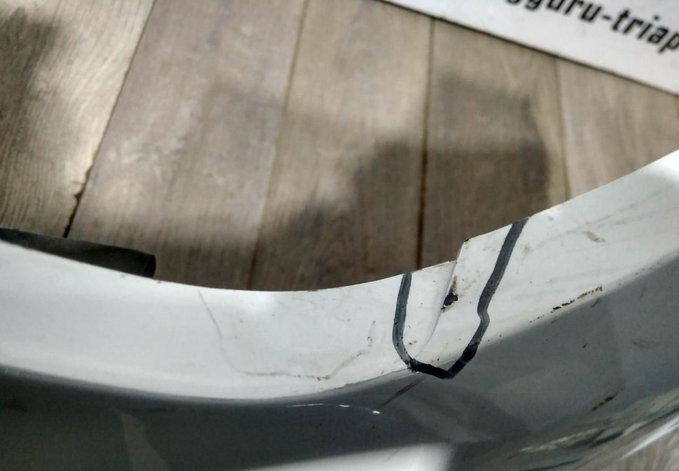 Бампер передний бу Renault Kaptur OEM 620222180R