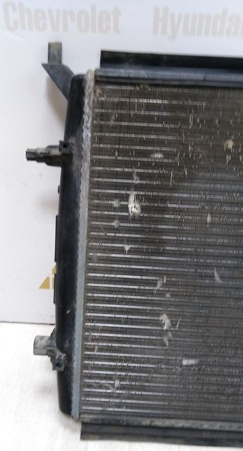 Радиатор охлаждения Volkswagen Caddy 4 2015> oem 1K0121251DF