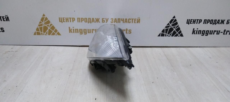 Фара левая Kia Venga 1 10-18 oem 921011P000