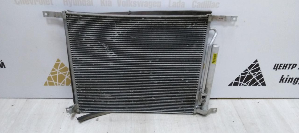 Радиатор кондиционера Chevrolet Aaveo T250 2005-2011 1.4L  oem 95227758
