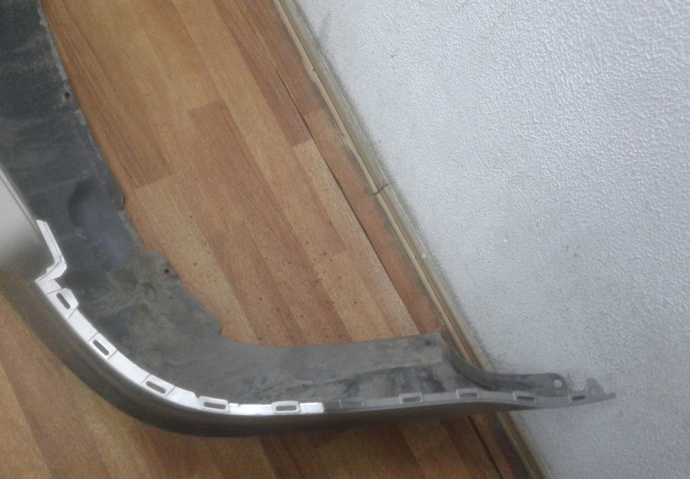 Бампер задний Volkswagen Polo Sedan (15>) oem 6RU807421D (трещина)