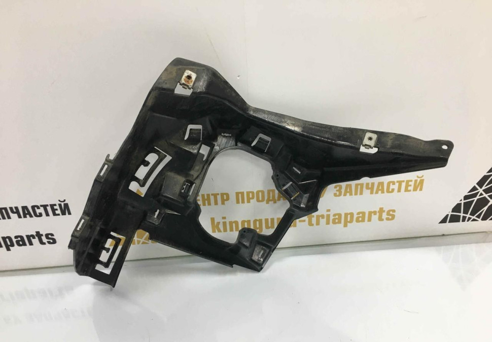 Кронштейн противотуманной фары левый BMW 1 F20 M-Pack рестайлинг OEM 51118060285