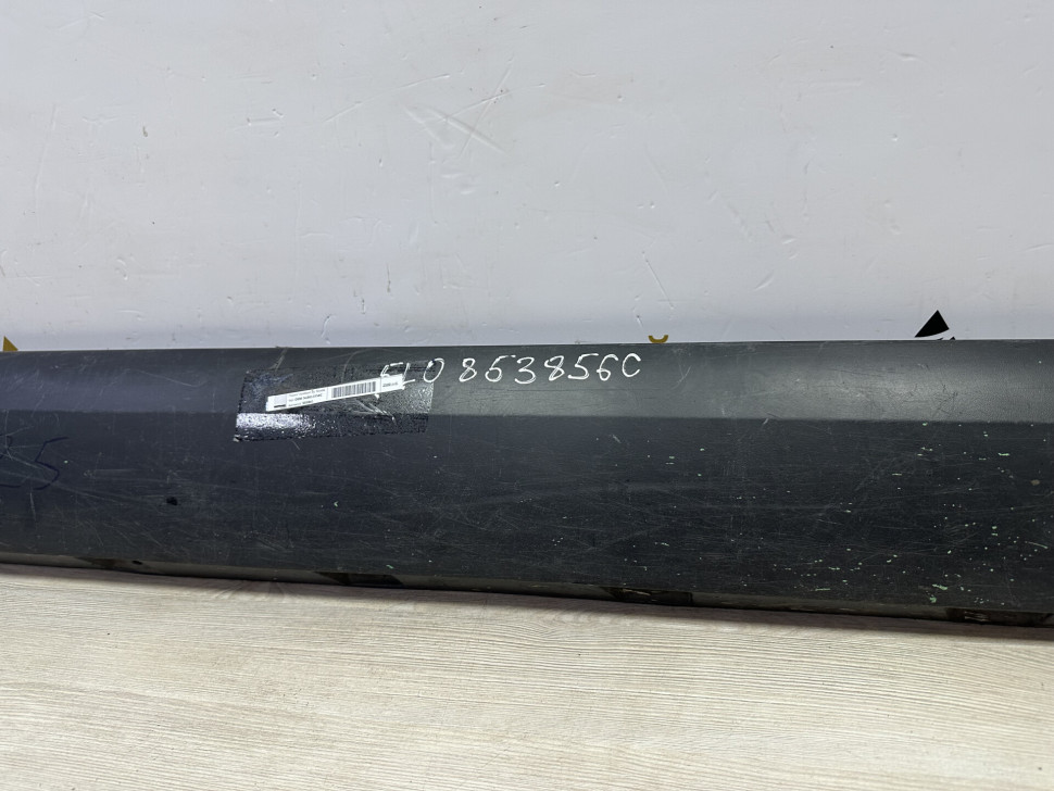 Порог правый бу Skoda Yeti OEM 5L0853856C Порог правый бу Skoda Yeti OEM 5L0853856C