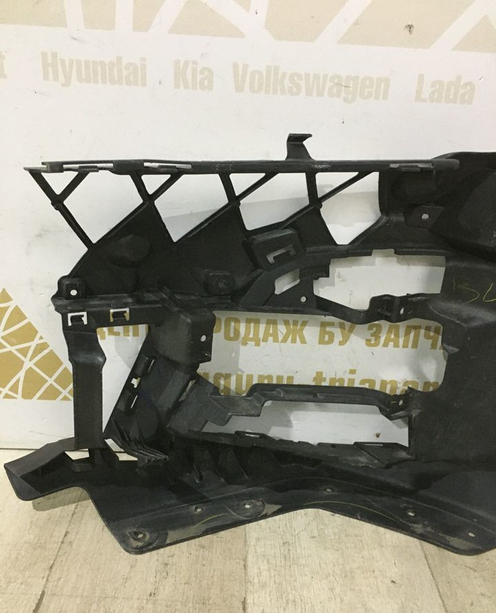 Кронштейн переднего бампера правый BMW 3 G20 M-Pack OEM 51118069348