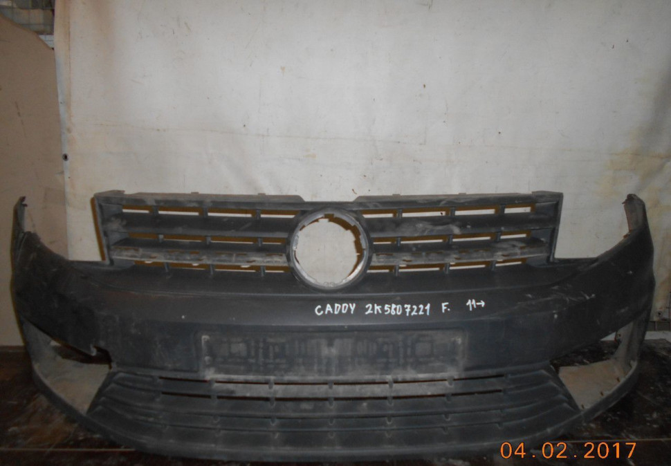 Бампер передний Volkswagen Caddy Oem 2K5807221 (трещ-5см) (Скл-3)