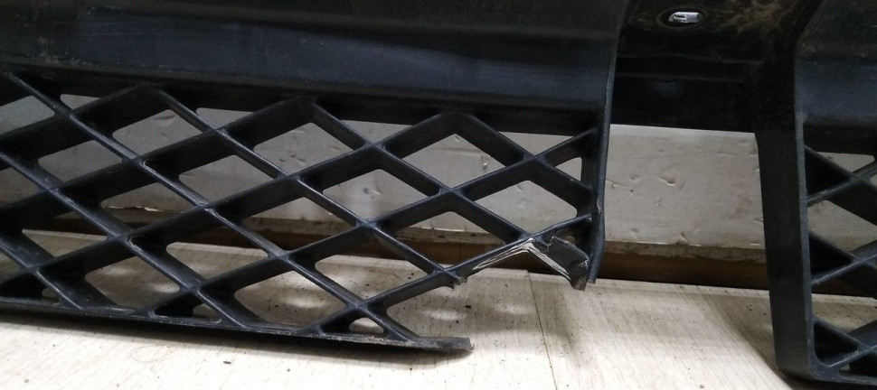 Кронштейн заднего бампера Volkswagen Touareg 2 (10-18) oem 7P6807863A