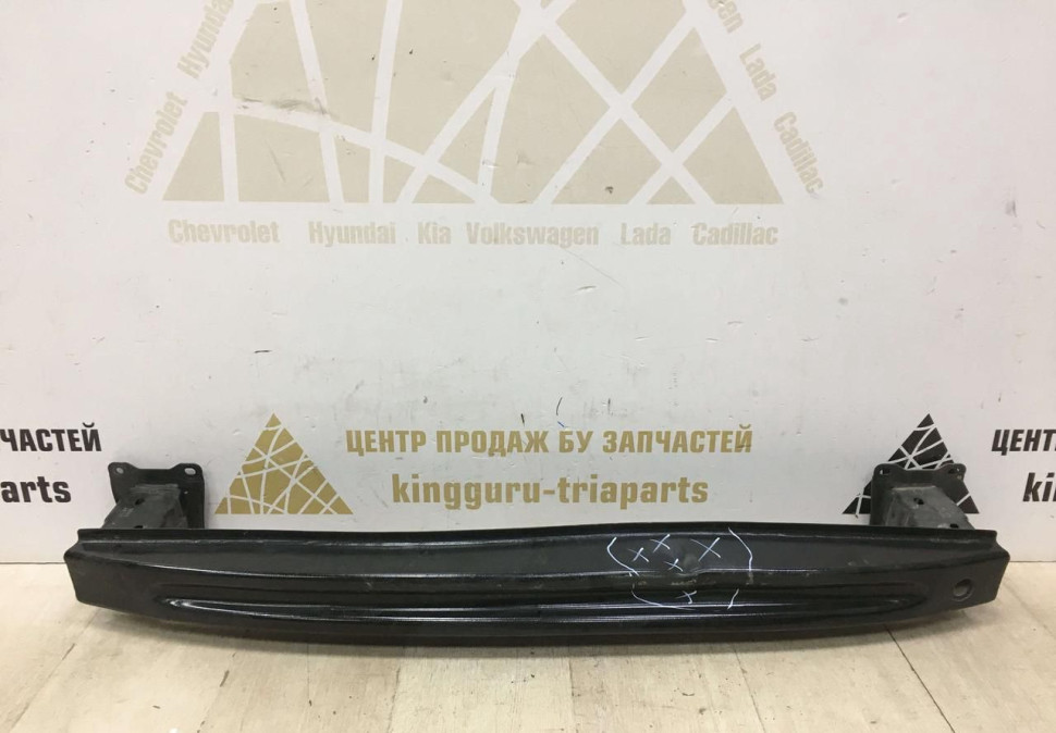 Усилитель заднего бампера  Skoda Octavia A7 OEM 5E5807305C