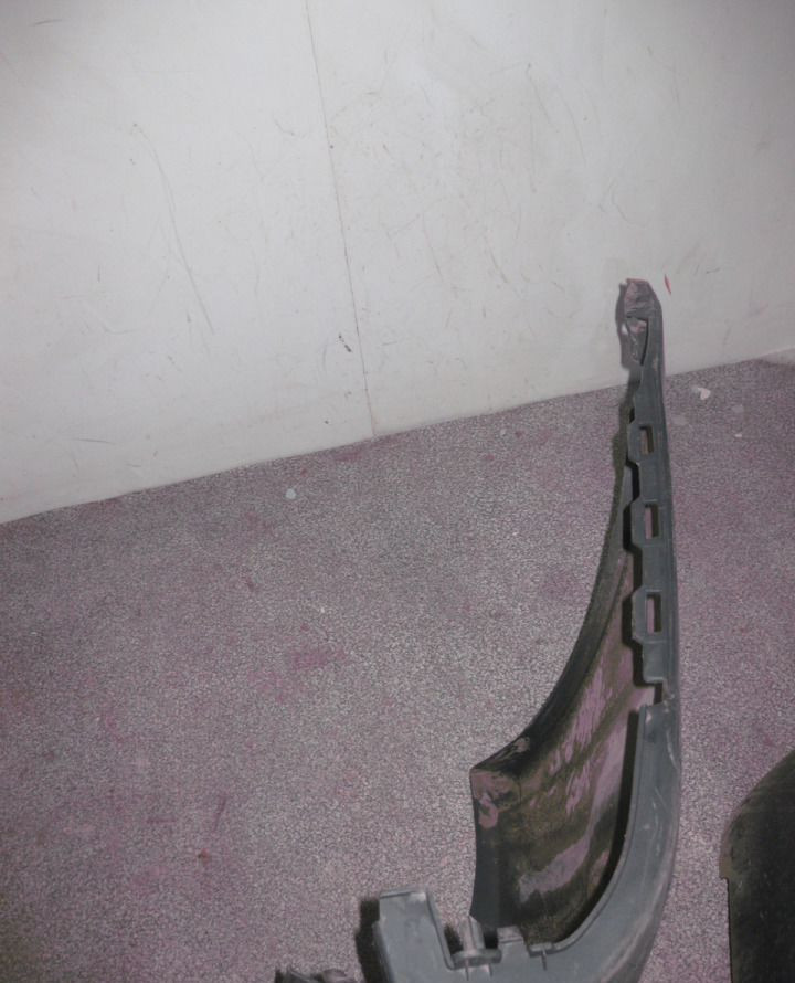 Бампер задний Lada Largus oem 8450000256 (скл-3)