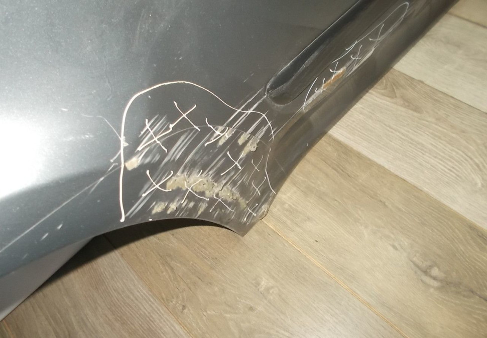 Дверь задняя правая бу Skoda Yeti OEM 5L0833052 Дверь задняя правая бу Skoda Yeti OEM 5L0833052
