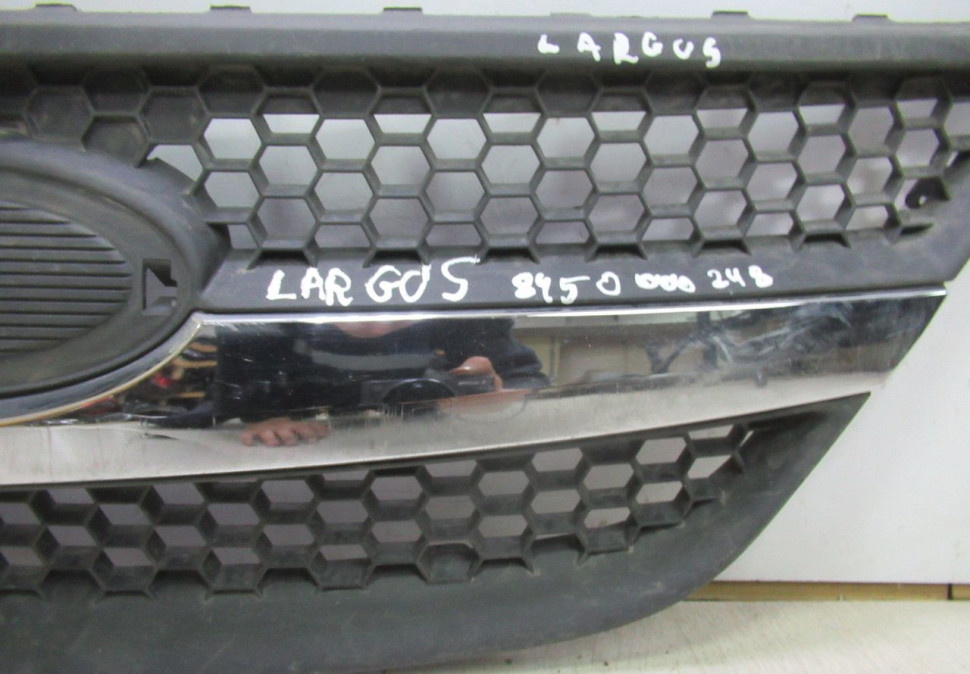 Решетка радиатора (+хром) Lada Largus oem 8450000248 (скл-3)