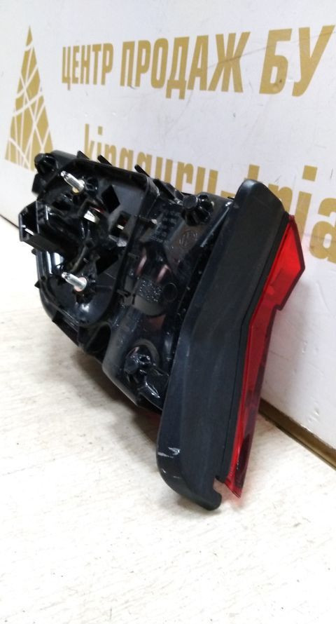 Фонарь левый внутренний Volkswagen Tiguan 2 дорест 17-20 oem 5NA945093F