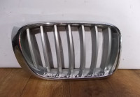Решетка радиатора правая бу BMW X3 F25 до рестайлинг OEM 51117210726