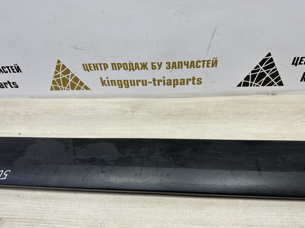 Порог правый бу Skoda Yeti OEM 5L0853856C