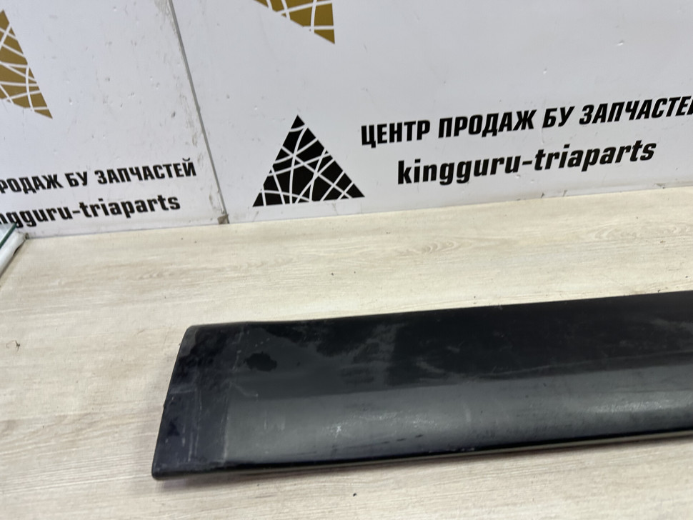 Порог правый бу Skoda Yeti OEM 5L0853856C Порог правый бу Skoda Yeti OEM 5L0853856C