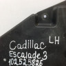 Кронштейн заднего бампера правый Cadillac Escalade 3 oem 102525826 (слом.часть) (скл-3)