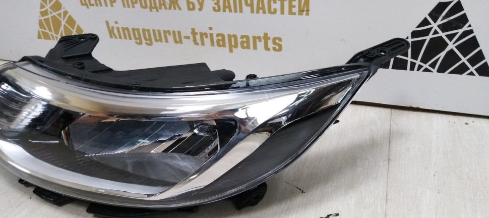 Фара левая Kia Rio 3 рест 15-17 oem 921014X501 (Скл-3)