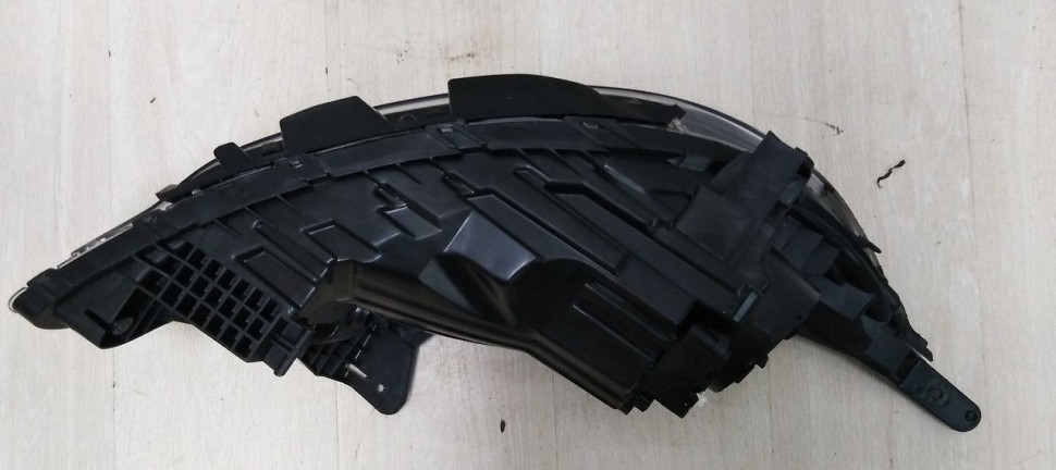 Фара левая Kia Rio 3 рест 15-17 oem 921014X501 (Скл-3)