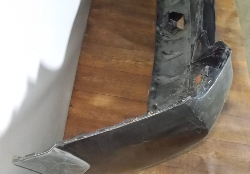 Бампер задний бу Subaru XV OEM 57704FJ040 (скл-3) Бампер задний бу Subaru XV OEM 57704FJ040 (скл-3)