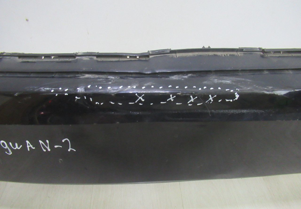 Бампер передний Volkswagen Tiguan 2 oem 5nr807221 (вмятина,трещина)  (скл-3)