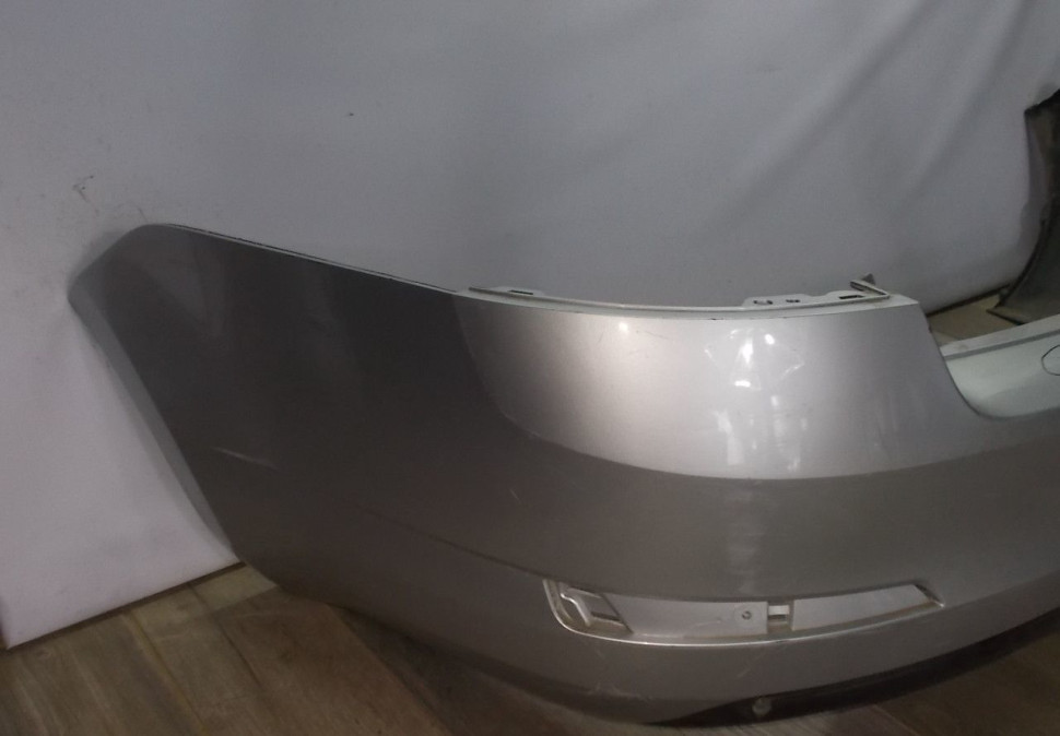 Бампер задний бу Skoda Octavia A7 OEM 5E0807421 (В) Бампер задний бу Skoda Octavia A7 OEM 5E0807421 (В)
