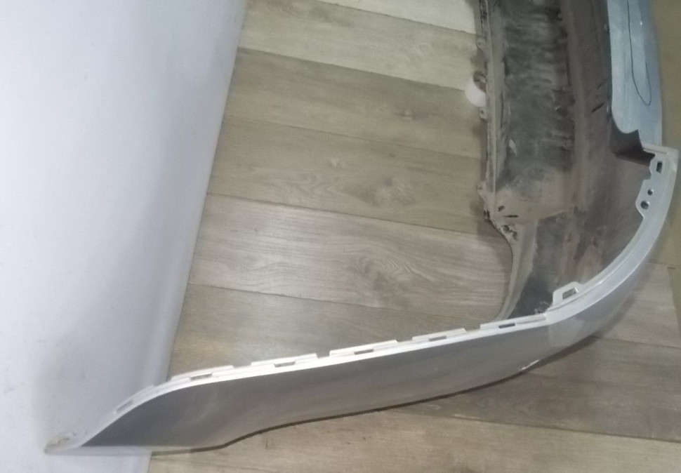 Бампер задний бу Skoda Octavia A7 OEM 5E0807421 (В) Бампер задний бу Skoda Octavia A7 OEM 5E0807421 (В)