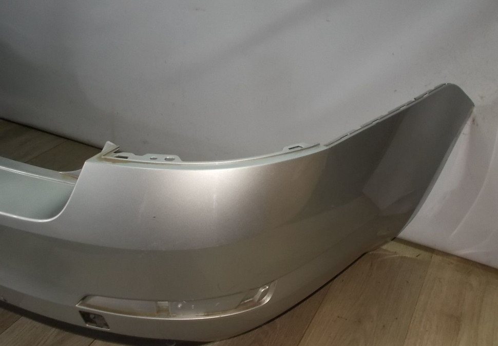 Бампер задний бу Skoda Octavia A7 OEM 5E0807421 (В) Бампер задний бу Skoda Octavia A7 OEM 5E0807421 (В)