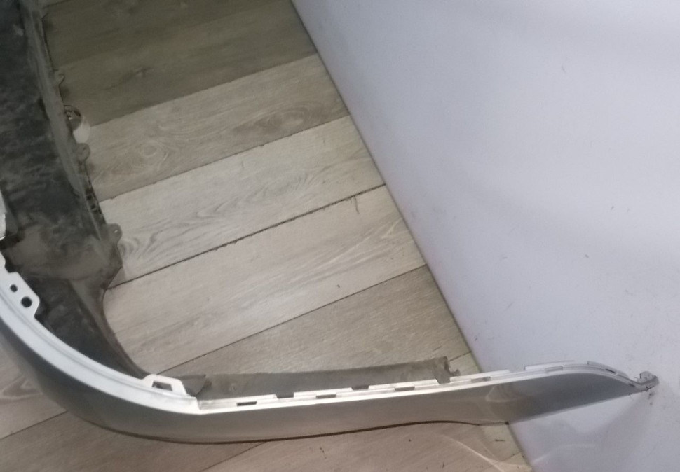 Бампер задний бу Skoda Octavia A7 OEM 5E0807421 (В) Бампер задний бу Skoda Octavia A7 OEM 5E0807421 (В)