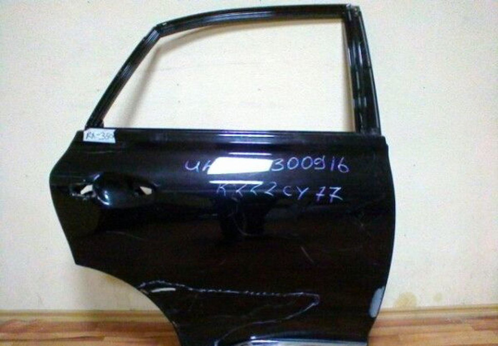 Дверь задняя правая Lexus RX 350 (Скл-3)
