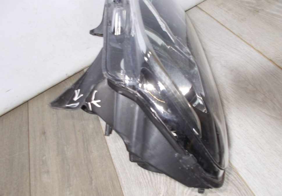 Фара левая бу Renault Logan 2 OEM 260609450R Фара левая бу Renault Logan 2 OEM 260609450R