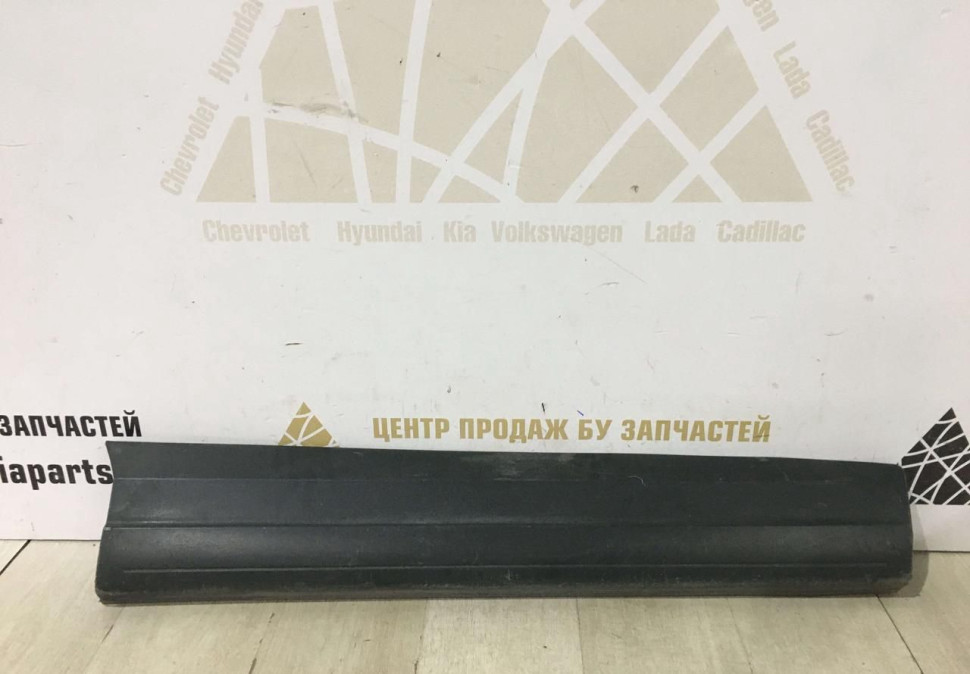 Молдинг двери передний правый Volkswagen Tiguan 1 2007 oem 5N0854940