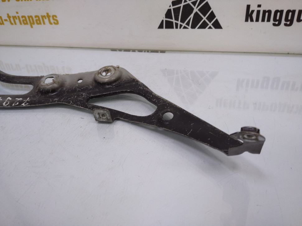 Кронштейн передней панели левый бу BMW 2 F45 OEM 7297199 Кронштейн передней панели левый бу BMW 2 F45 OEM 7297199