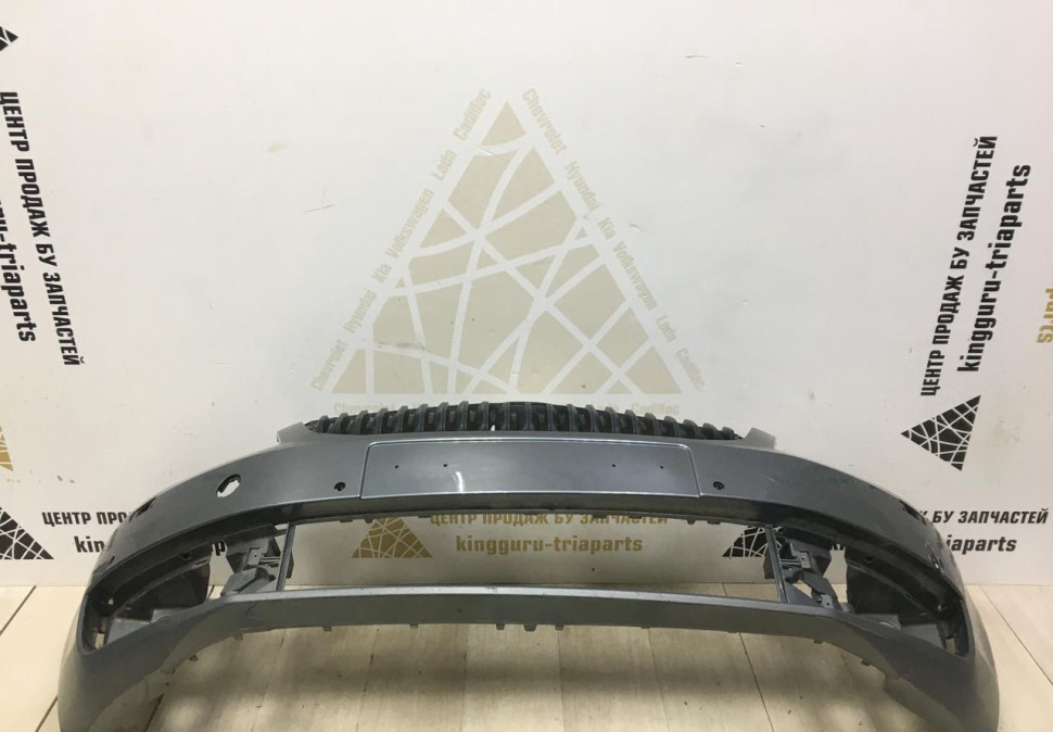 Бампер передний Skoda Octavia A7 до рестайлинг 2013  OEM 5E0807221