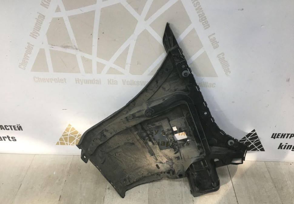 Кронштейн заднего бампера правый BMW 7 G11 до рестайлинг OEM 51127357148
