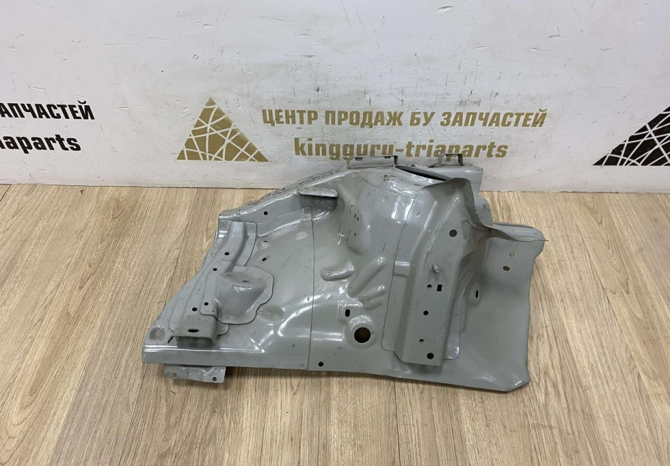 Брызговик лонжерона правый Hyundai Elantra 5 MD OEM 645203X002 Брызговик лонжерона правый Hyundai Elantra 5 MD OEM 645203X002