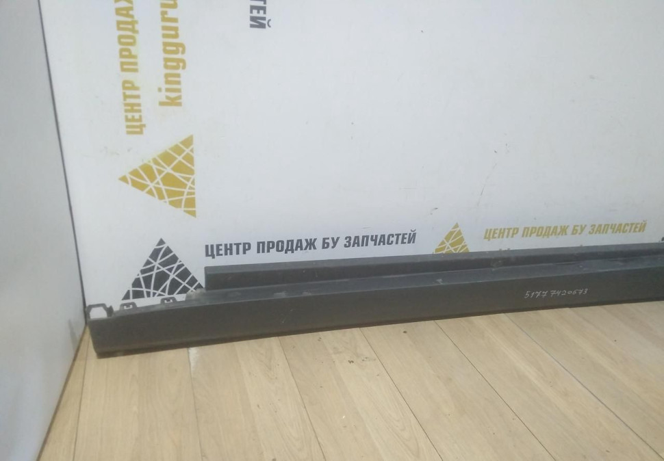 Порог левый бу BMW X7 G07 OEM 51777420673 Порог левый бу BMW X7 G07 OEM 51777420673