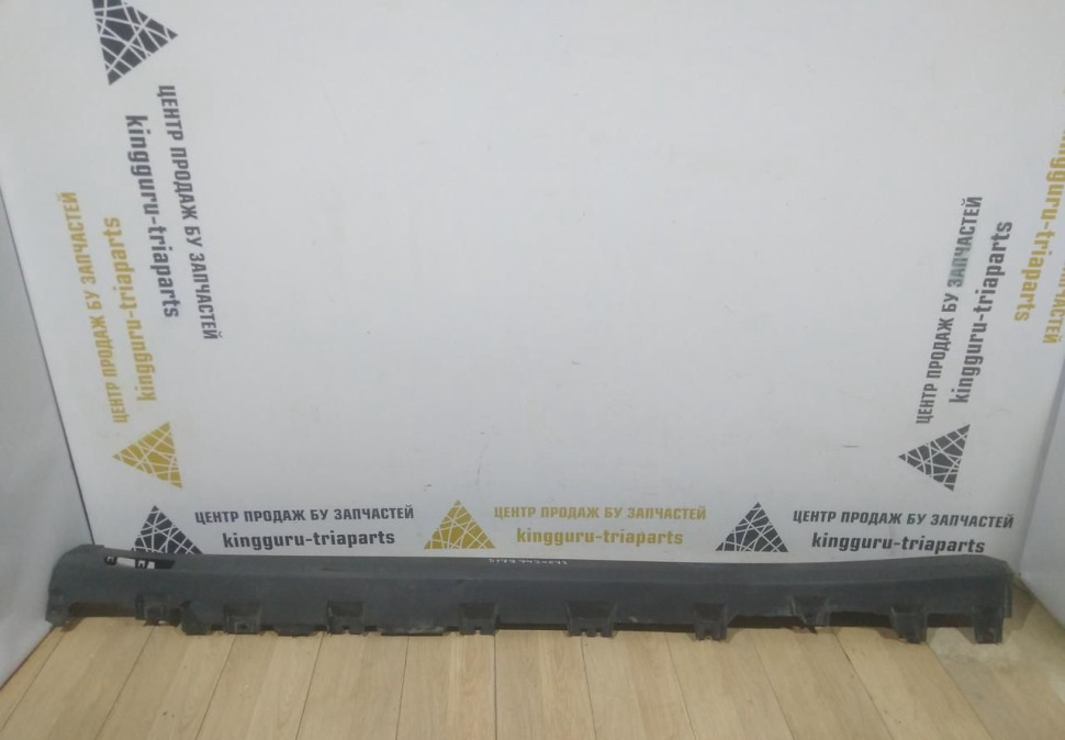 Порог левый бу BMW X7 G07 OEM 51777420673 Порог левый бу BMW X7 G07 OEM 51777420673