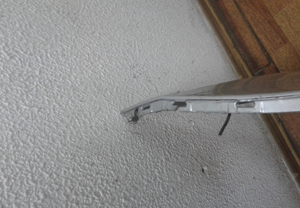 Бампер передний Volkswagen Polo до рест oem 6ru807221(трещина) Бампер передний Volkswagen Polo до рест oem 6ru807221(трещина)