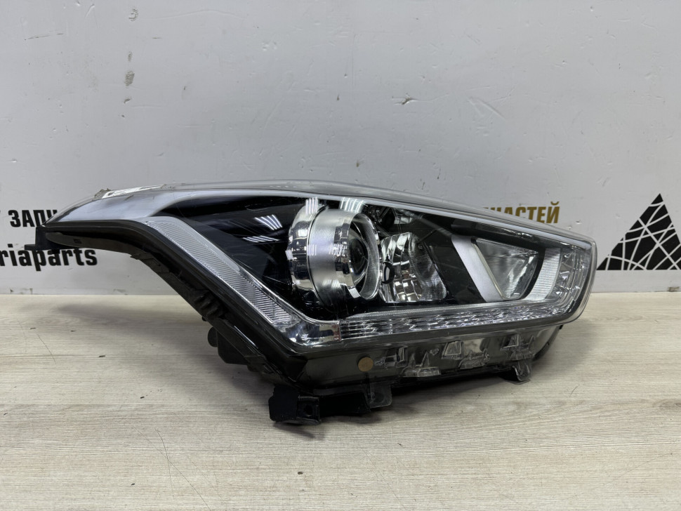 Фара правая диодная Hyundai Creta 1 2016 OEM 92102M0100