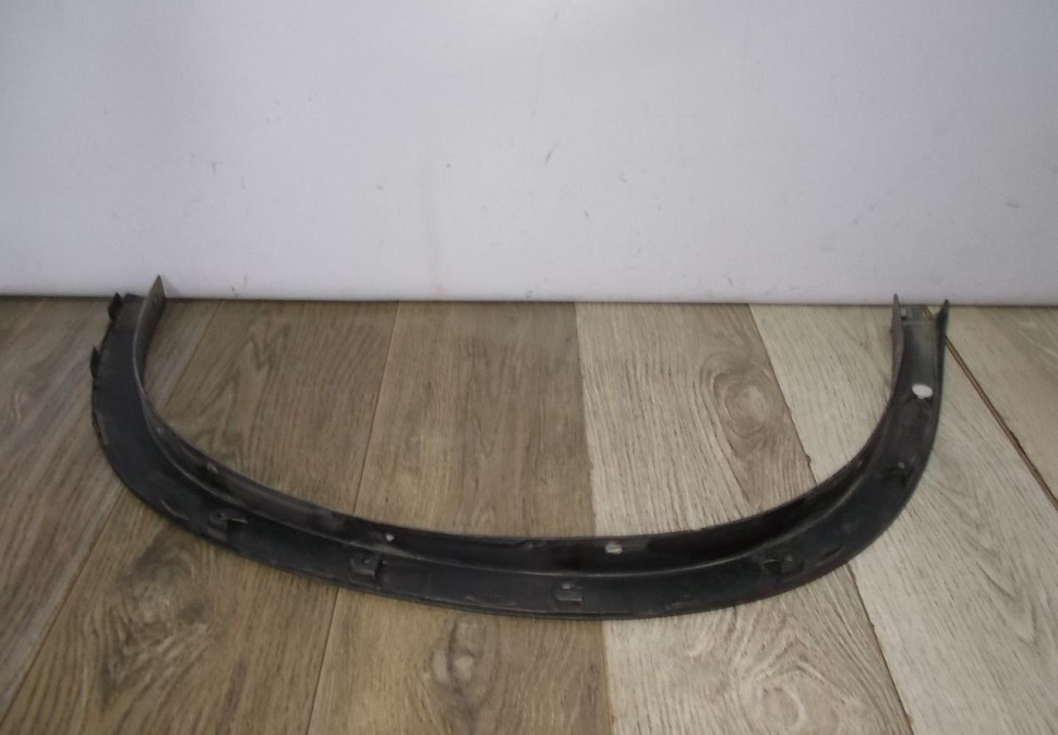 Молдинг крыла задний правый бу BMW X1 F48 OEM 51777332340