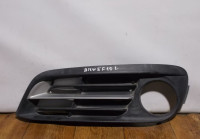 Решетка противотуманной фары левая бу BMW 5 F10 OEM 51117331735