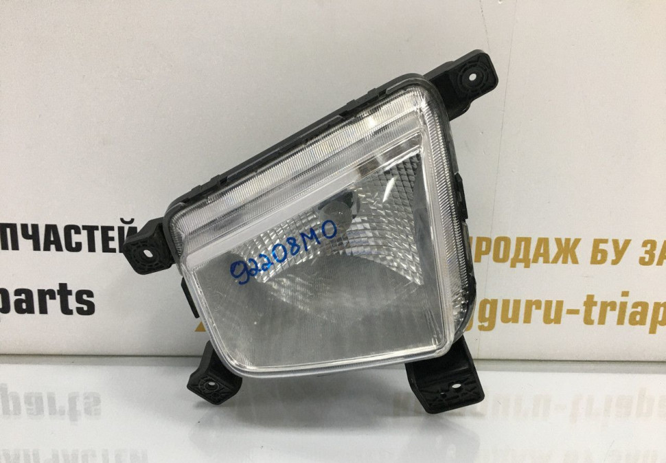 Противотуманная фара правая Hyundai Creta 2016 oem 92208M0000