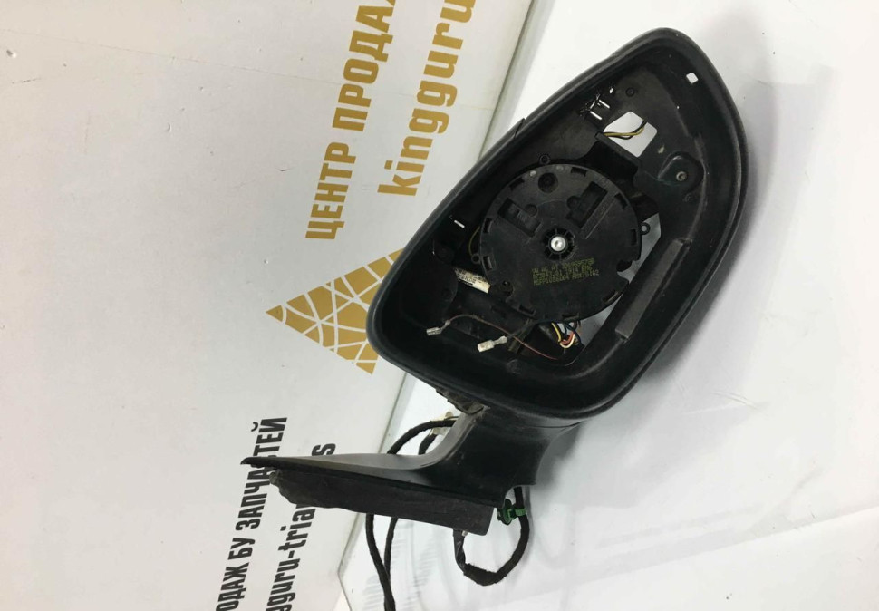 Зеркало правое Volkswagen Jetta 6 2011 OEM 5C7857508R Зеркало правое Volkswagen Jetta 6 2011 OEM 5C7857508R