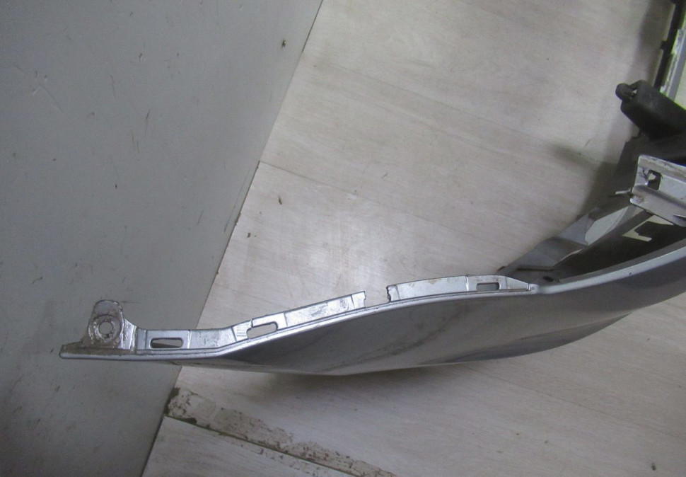 Бампер передний Volkswagen Polo 5 Sedan (15>) oem 6RU807221A Бампер передний Volkswagen Polo 5 Sedan (15>) oem 6RU807221A